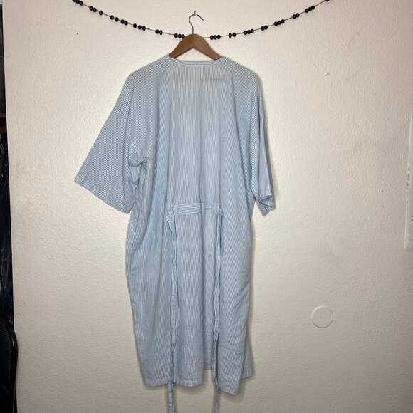 Vintage Angelica Baby Blue Striped Bathrobe - Picture 4 of 5